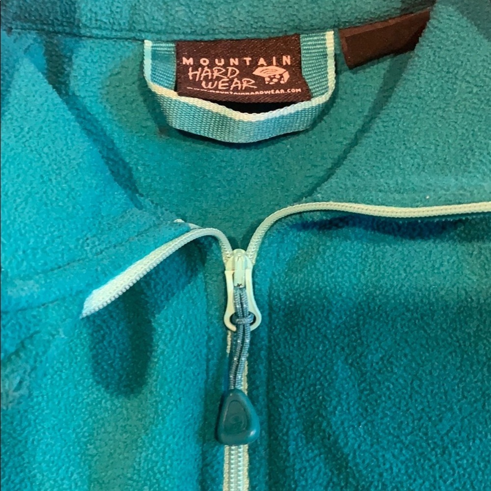 Mountain Hardwear 1/4 zip fleece size Medium - Picture 6 of 6